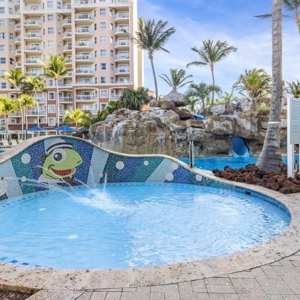 Recreation and Fitness Guppis Lagoon | Marriott's Aruba Surf Club - Jesus Rincon Realtor in Florida